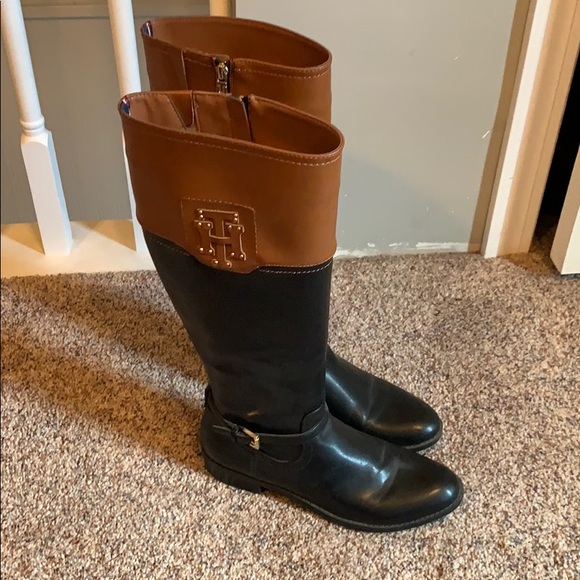 Tommy Hilfiger boots - Picture 1 of 4